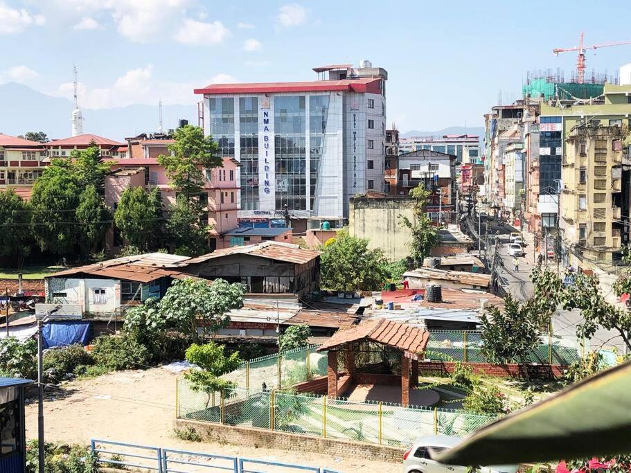 Kathmandu Midtown Hostel Exteriör bild