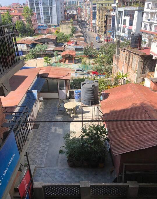 Kathmandu Midtown Hostel Exteriör bild